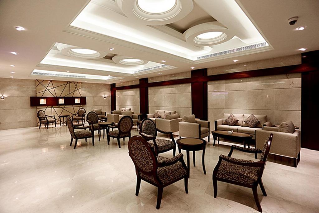 Aswar Hotel Suites Эль-Хубар Экстерьер фото