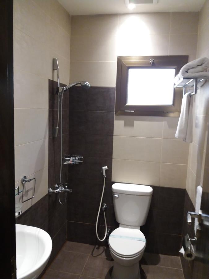 Aswar Hotel Suites Эль-Хубар Экстерьер фото